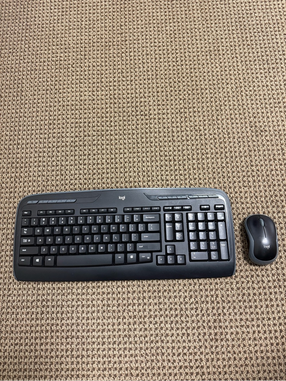 Logitech Black Wireless Keyboard and Mouse Set
